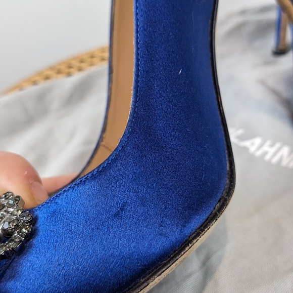 The "Carrie" Manolo "hangisi" satin pumps sz 36 - Picture 12 of 13